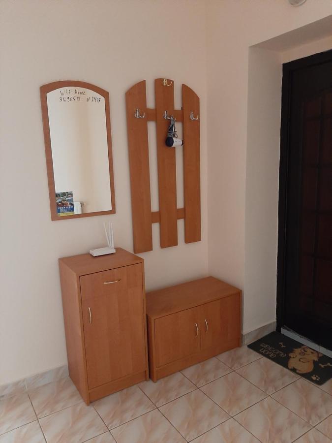 Apartment On Lermontova 35A Mukachevo Exterior foto