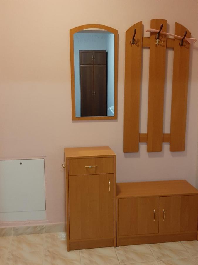 Apartment On Lermontova 35A Mukachevo Exterior foto
