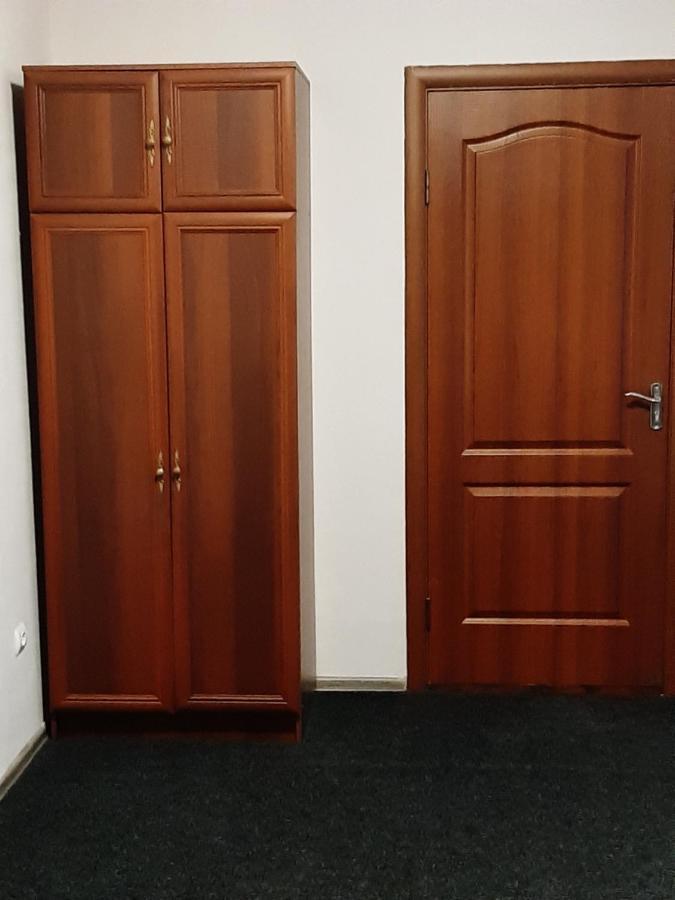 Apartment On Lermontova 35A Mukachevo Exterior foto