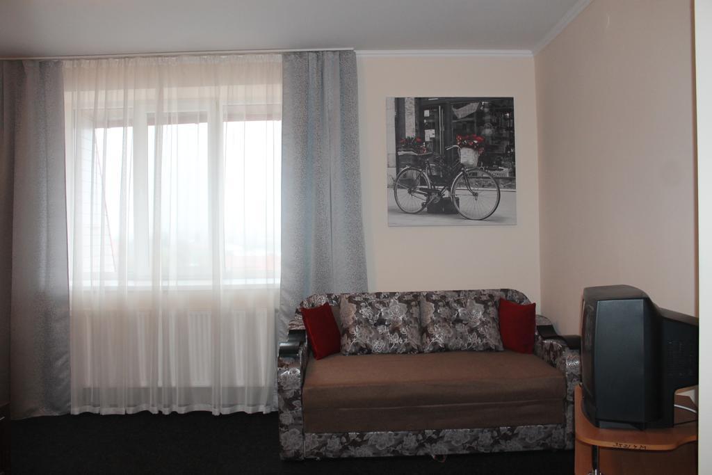 Apartment On Lermontova 35A Mukachevo Exterior foto